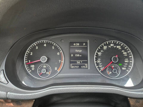 2014 Volkswagen Passat 1.8T SEL Premium PZEV