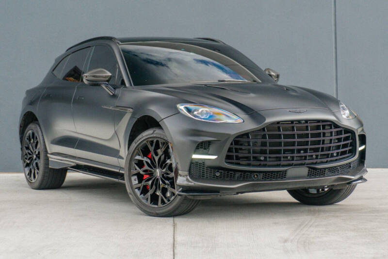 2023 Aston Martin DBX 707