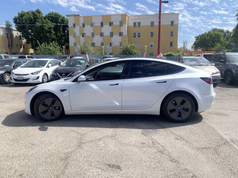 2022 Tesla Model 3 Long Range