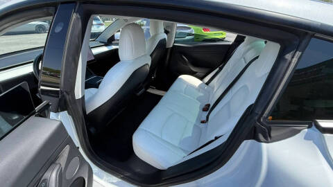2022 Tesla Model 3 Performance