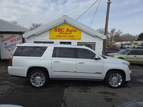 2017 Cadillac Escalade ESV for sale at ABC AUTO CLINIC CHUBBUCK in Chubbuck ID