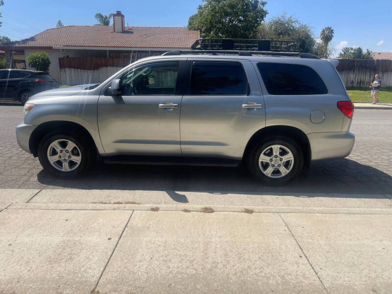 2016 Toyota Sequoia SR5