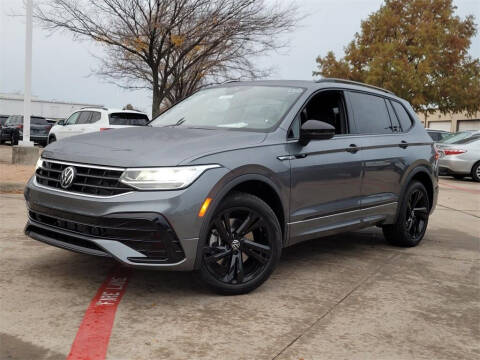 2024 Volkswagen Tiguan for sale at HILEY MAZDA VOLKSWAGEN of ARLINGTON in Arlington TX