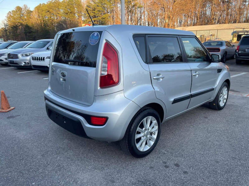 2012 Kia Soul +
