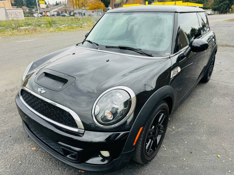 Used 2013 MINI Cooper S with VIN WMWSV3C53DT391164 for sale in Tacoma, WA