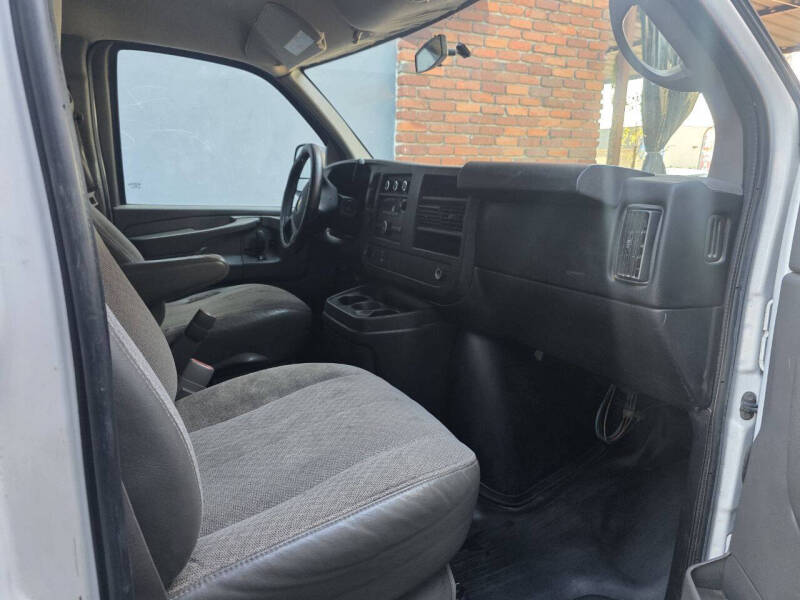 2011 Chevrolet Express 2500