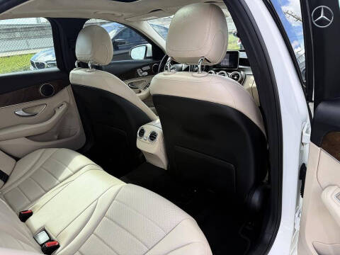 2016 Mercedes-Benz C-Class