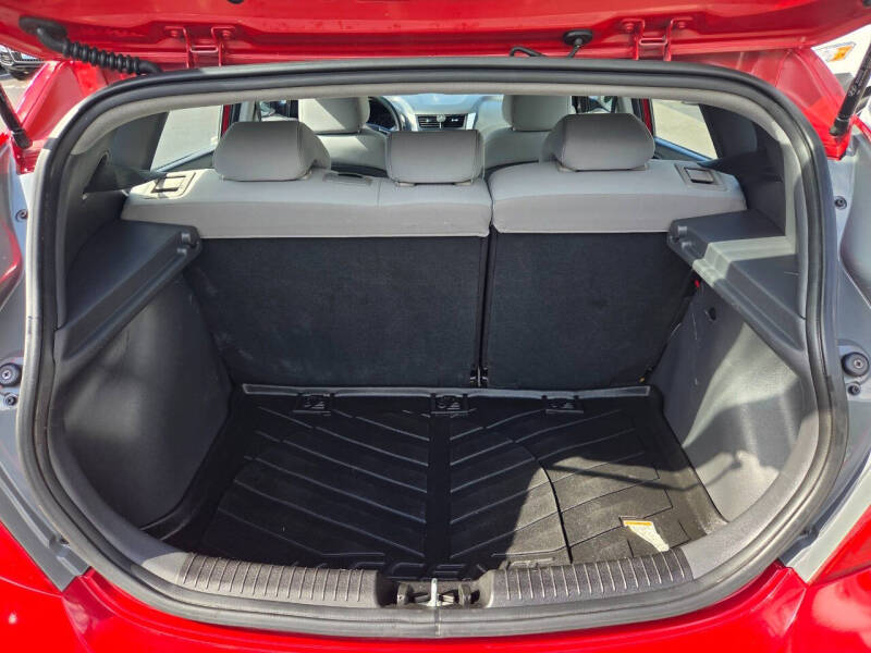 2013 Hyundai Accent SE