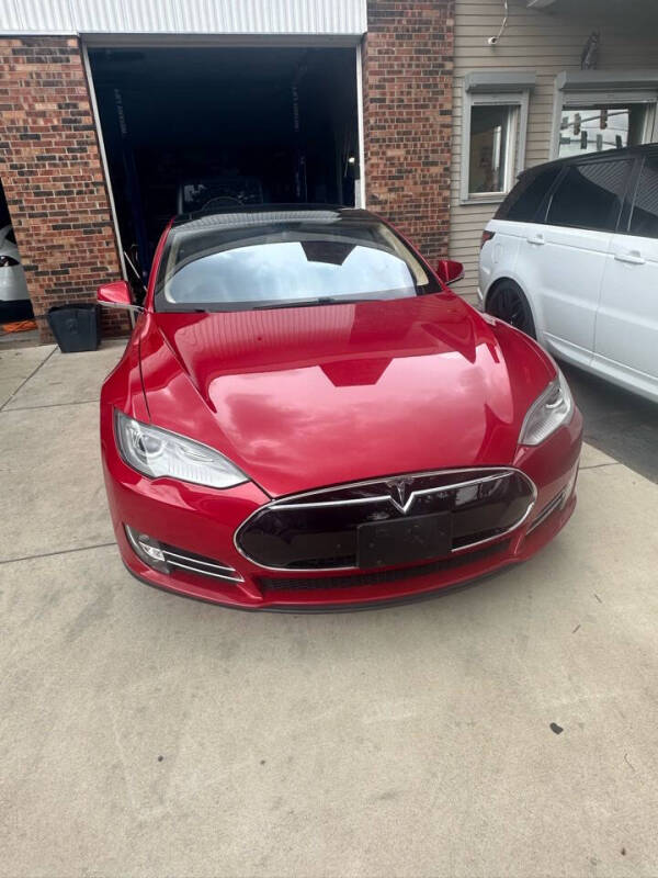 Used 2013 Tesla Model S S with VIN 5YJSA1DP0DFP07688 for sale in Rockford, IL