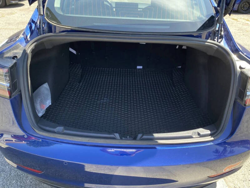 2020 Tesla Model 3 Standard Range Plus