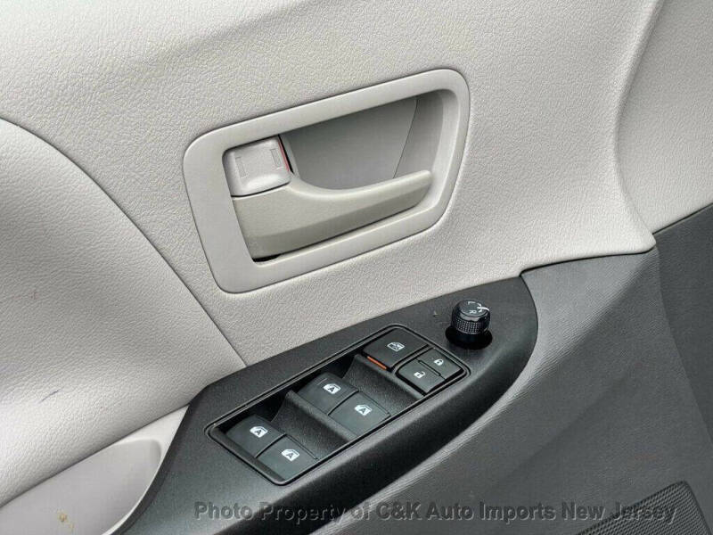 2020 Toyota Sienna L 7-Passenger