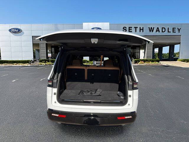 2024 Jeep Grand Wagoneer Series III