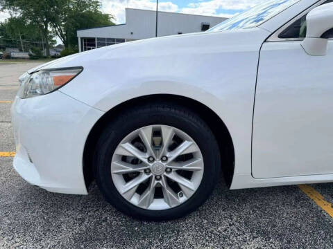 2013 Lexus ES 300h