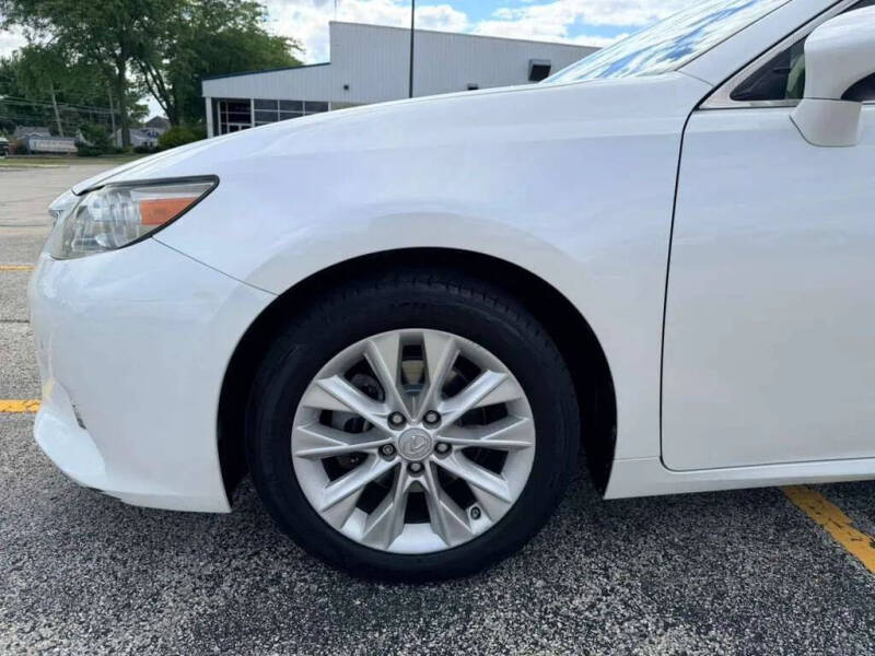2013 Lexus ES 300h