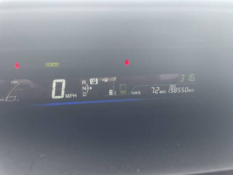 2013 Toyota Prius v Five