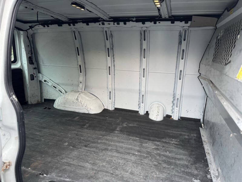 2017 Chevrolet Express 2500