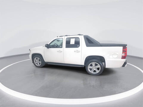 2011 Chevrolet Avalanche LS