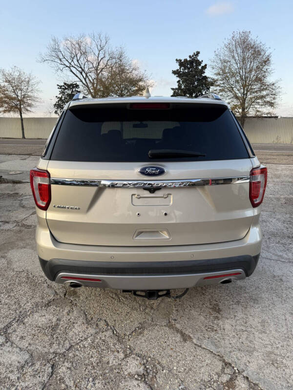 2017 Ford Explorer Limited