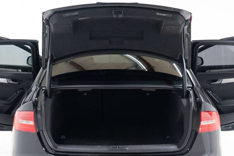 2016 Audi A4 2.0T quattro Premium