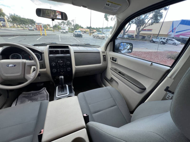 2009 Ford Escape XLS