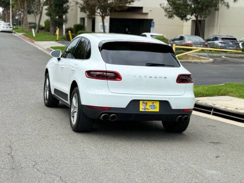 2017 Porsche Macan S