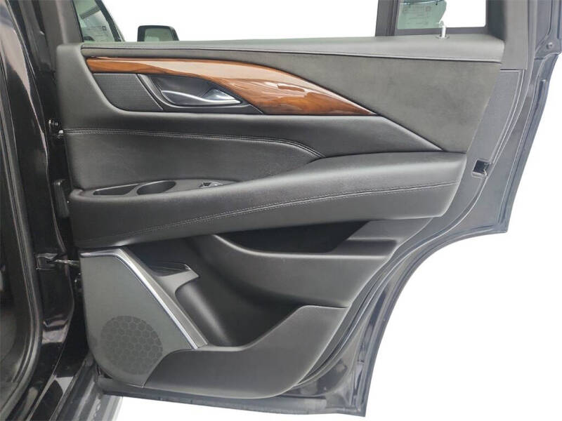 2019 Cadillac Escalade Luxury