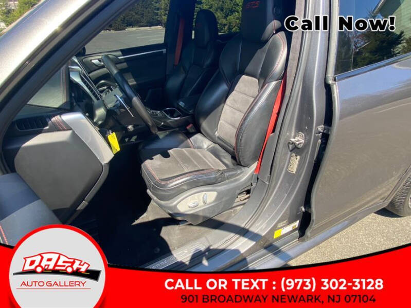 2013 Porsche Cayenne GTS