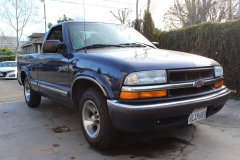 2001 Chevrolet S-10 for sale at Bay Auto Exchange in Fremont CA