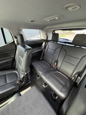 2017 GMC Acadia SLT-1