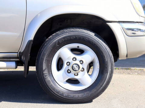 2000 Nissan Frontier SE
