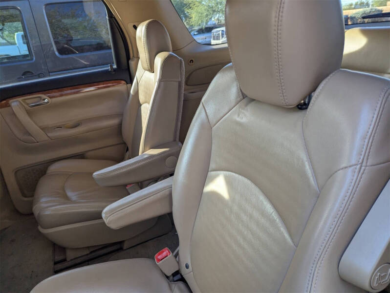 2008 Saturn Outlook XR