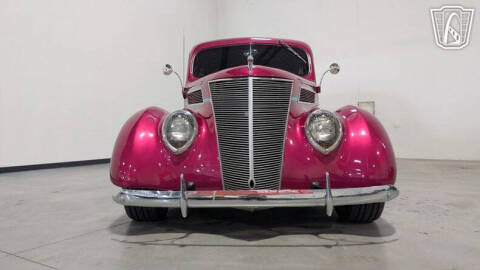 1937 Ford Tudor