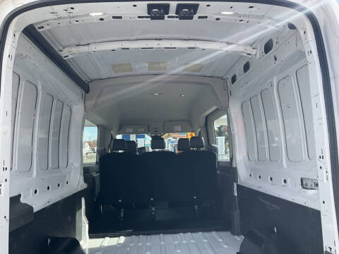 2022 Ford Transit 250