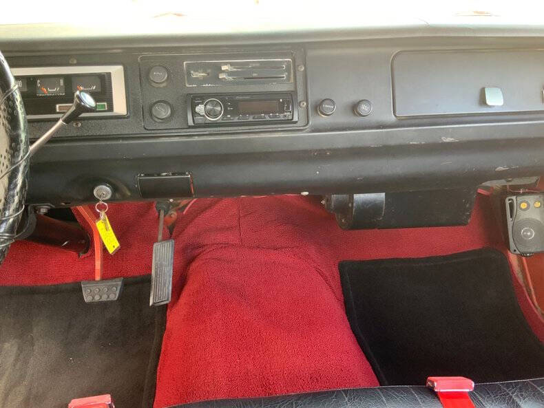 1969 Dodge D200 Pickup