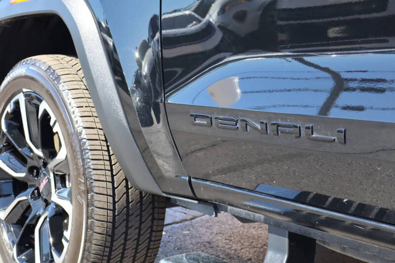 2023 GMC Canyon Denali