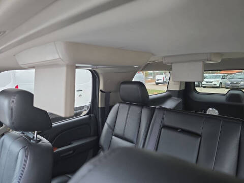 2012 Chevrolet Suburban LT