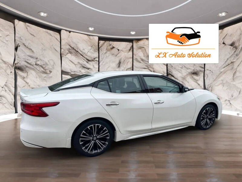 2017 Nissan Maxima