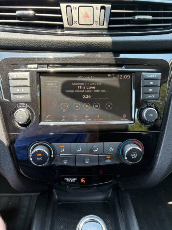 2020 Nissan Rogue Sport S