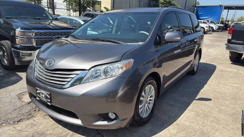 2011 Toyota Sienna