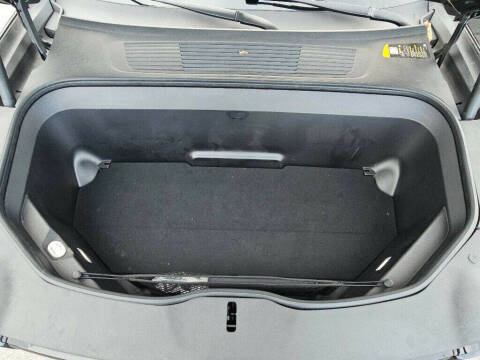 2023 Rivian R1S Adventure