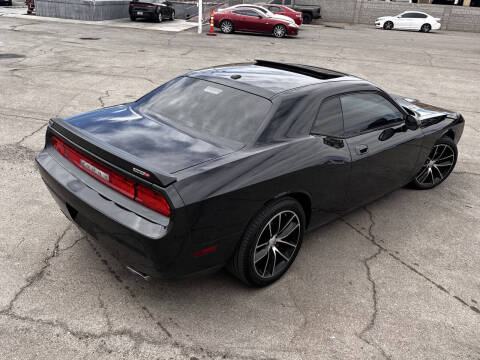 2010 Dodge Challenger SRT8