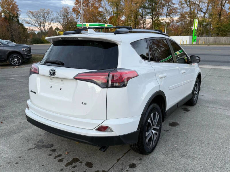 2017 Toyota RAV4 LE