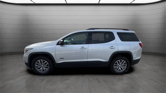 2017 GMC Acadia SLE-2