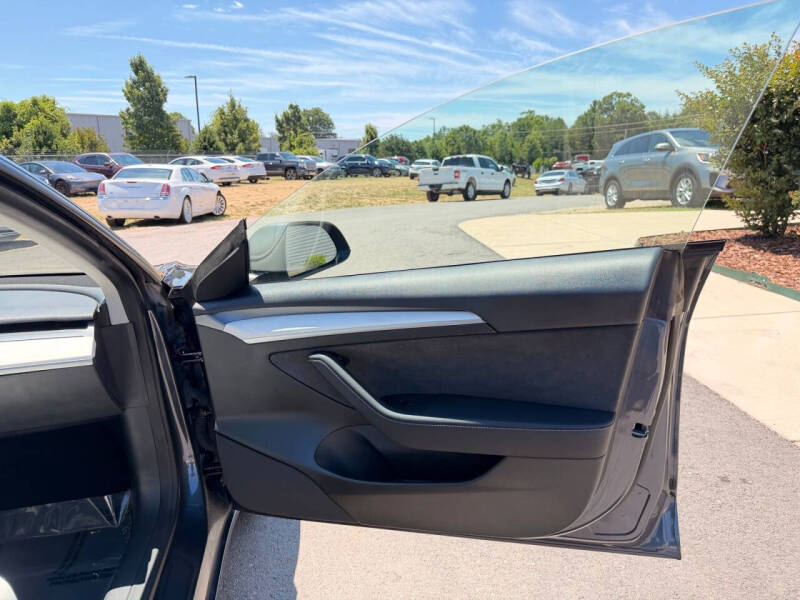 2023 Tesla Model 3 Performance
