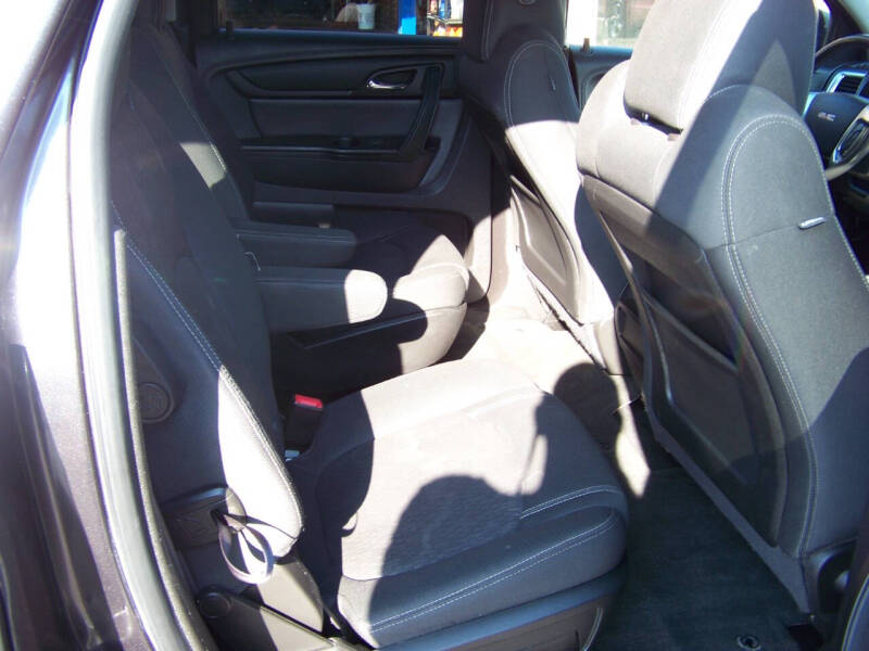 2013 GMC Acadia SLE-2