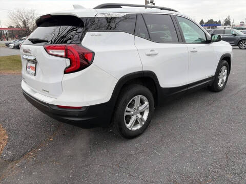 2022 GMC Terrain SLE