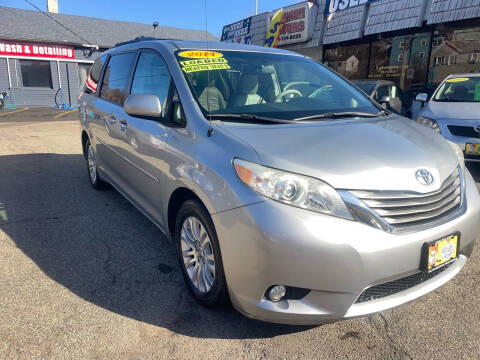 2014 Toyota Sienna for sale at Platinum Motors Auto Sales in Ansonia CT