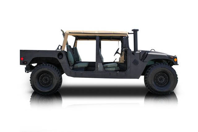 2014 AM General Hummer