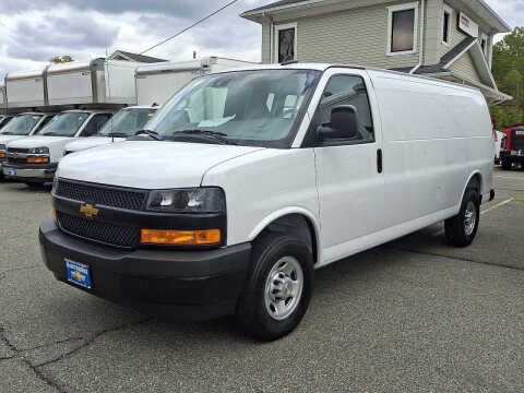 2025 Chevrolet Express 2500
