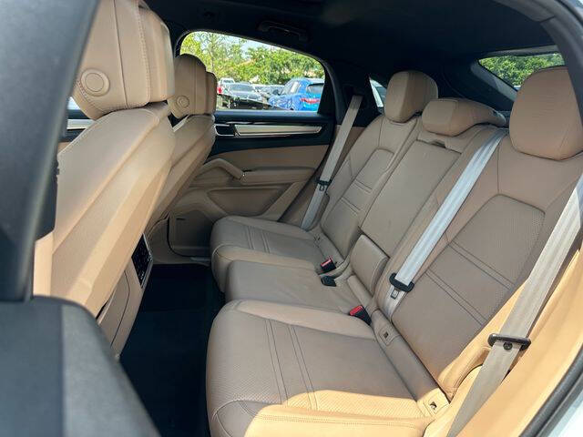 2022 Porsche Cayenne